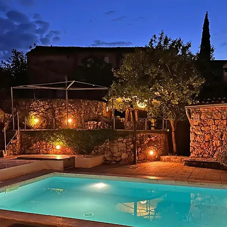 In With Outdoor Swimming Pool *